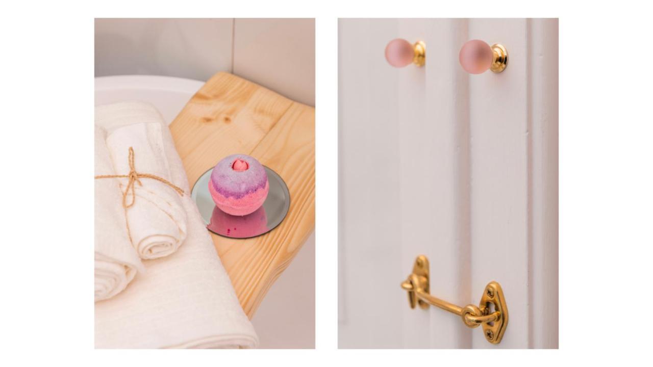 Light Pink - Suite In The Middle Of Everything Torre Annunziata Ngoại thất bức ảnh